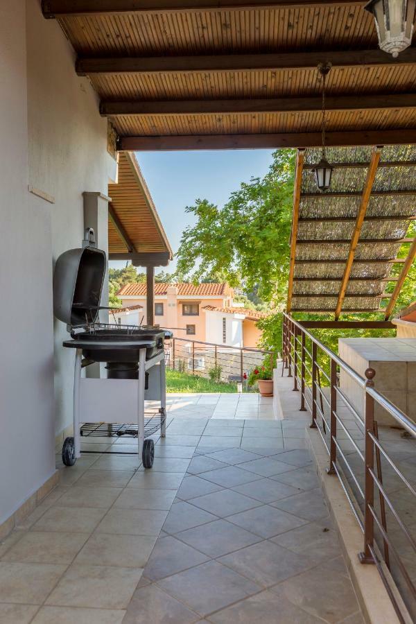 Villa Kristin 2 - 2Min Walk To Great Sandy, Shallow Beach Nikiti  Exterior foto